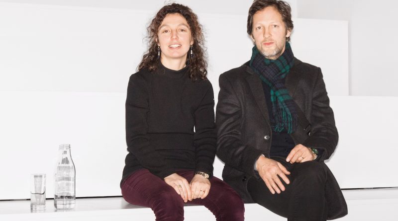 Il duo Claire Fontaine: Fulvia Carnevale e James Thornhill © Galleria de’ Foscherari